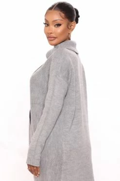 Fashion Nova Pullovers By My Side Turtle Neck Sweater - Heather Grey