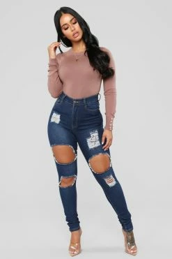 Fashion Nova Doesn't Matter To Me Sweater - Mauve Pullovers