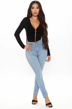 Fashion Nova Cropped Sweaters Button Down Party Town Sweater - Black