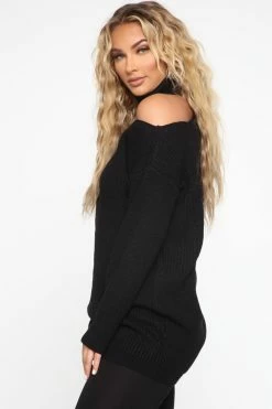 Fashion Nova Don't Cut Me Off Sweater - Black