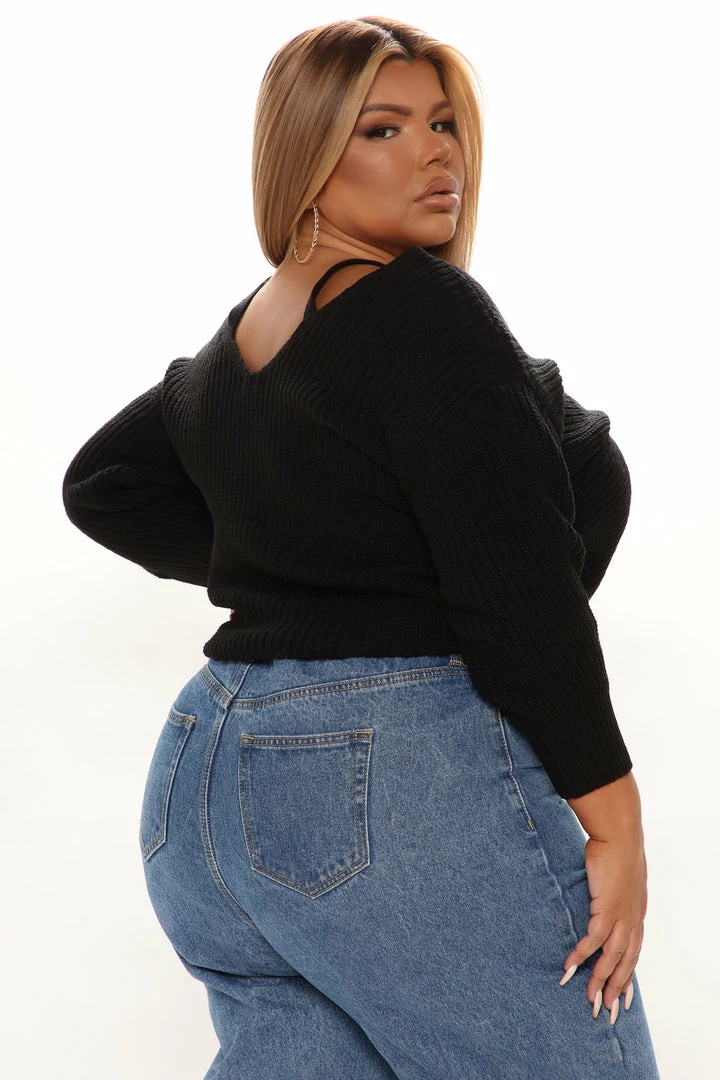 Fashion Nova Fall Fave Twist Sweater - Black
