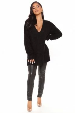 Fashion Nova Get Your Knit Together Oversized Sweater - Black