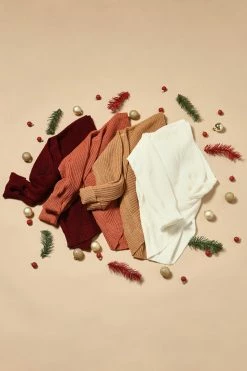 Fashion Nova Falls Favorite Girl Sweater II - Burgundy