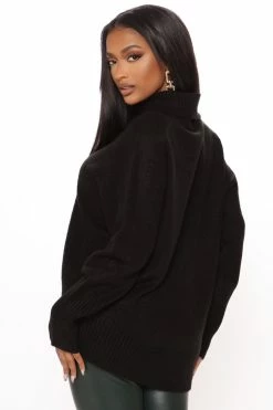 Fashion Nova Just Roll With It Babe Turtleneck Sweater - Black Pullovers