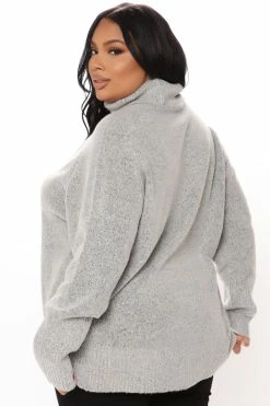 Fashion Nova Just Roll With It Babe Turtleneck Sweater - Heather Grey